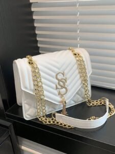 Fashionable And Versatile Textured Chain Crossbody Bag , New Year