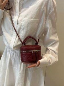 Lightweight Mini Bag, Chain Bag, Quilted Bag, Handbag, Bucket Bag, Suitable For Girls, College Students And Office Ladies, Perfect For Office, University, Work, Commuting, Outdoor Activities, Travel And Outings, Essential For New Year