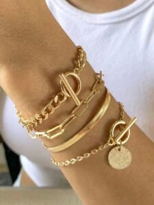 4pcs Vintage Hip Hop Snake Bone Chain Round Disc Fashion Bracelets Set, Women Gold-Tone Jewelry Set, Suitable For Daily Wear