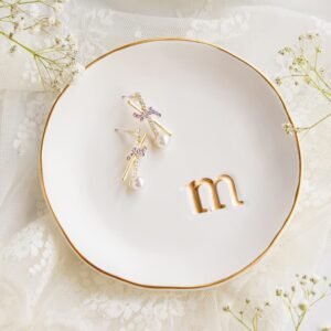 Minimalist Ceramic Trinket Dish – Elegant Jewelry & Accessory Tray